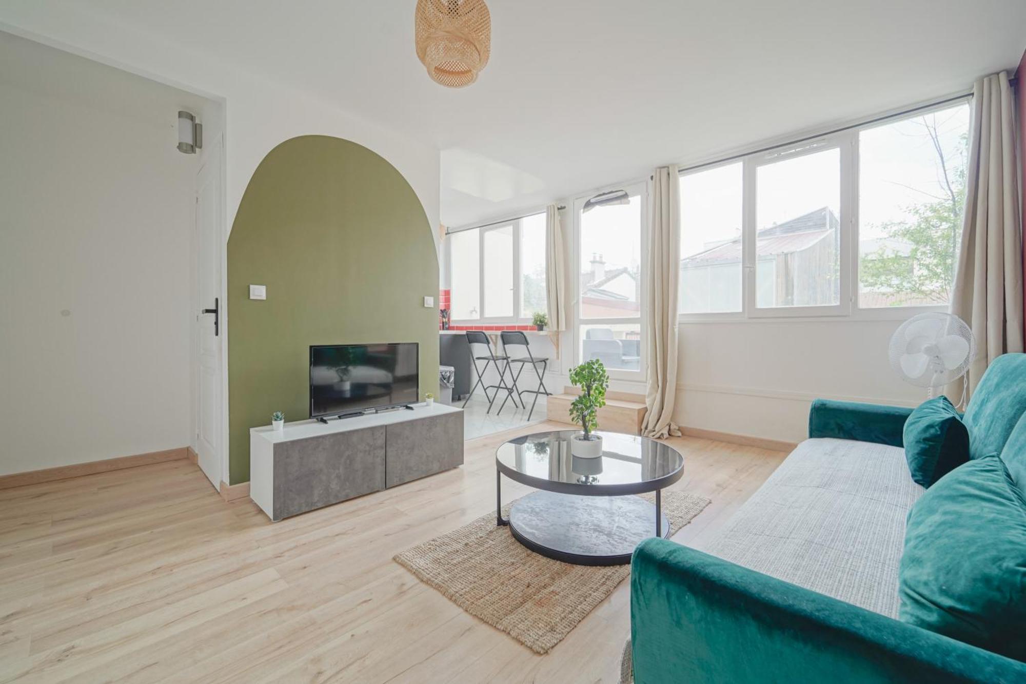شقة Complete 1Br With Balcony Only 5 Min. On Foot To Metro By Doorman سانت أويه المظهر الخارجي الصورة