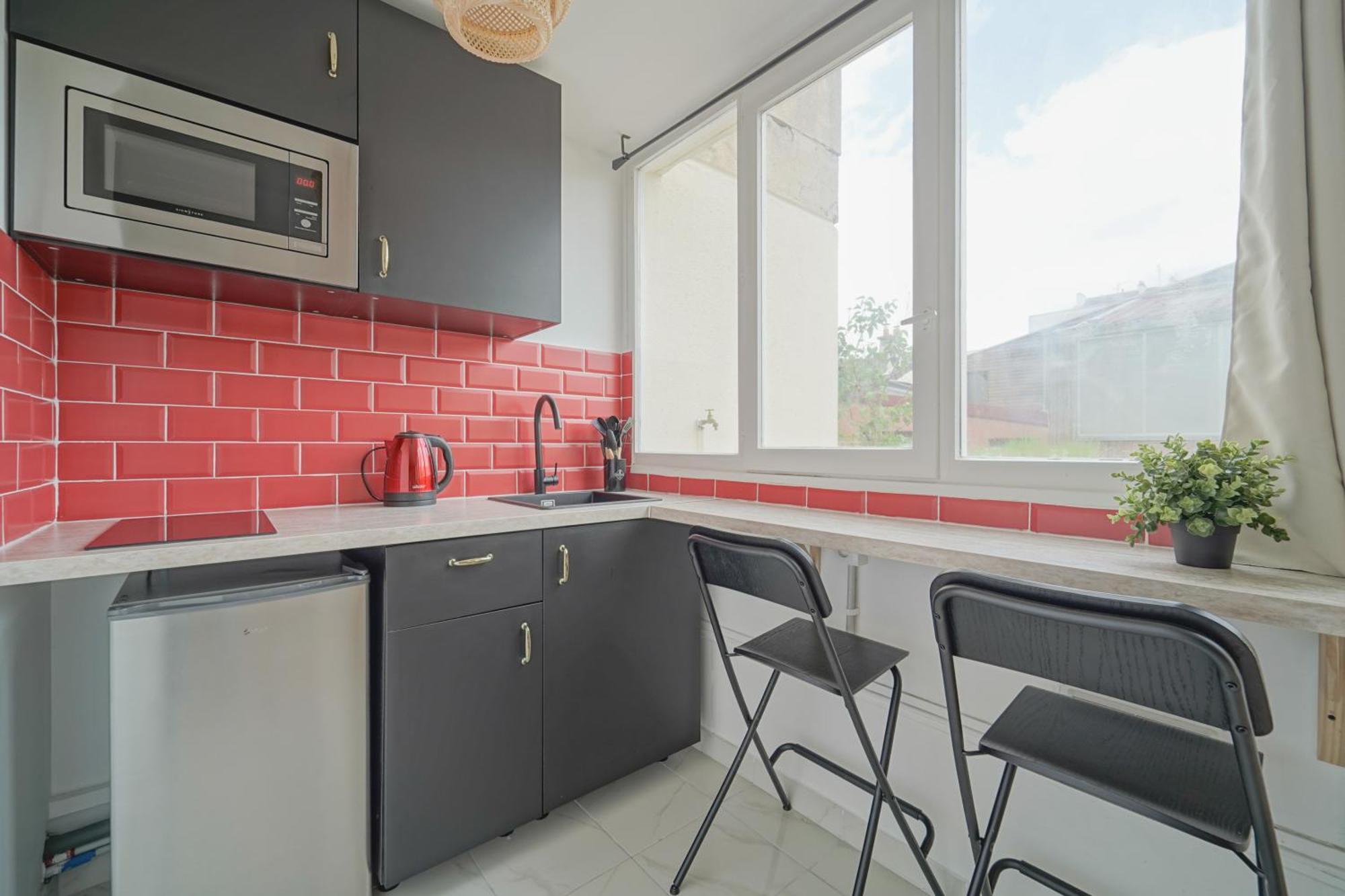 شقة Complete 1Br With Balcony Only 5 Min. On Foot To Metro By Doorman سانت أويه المظهر الخارجي الصورة