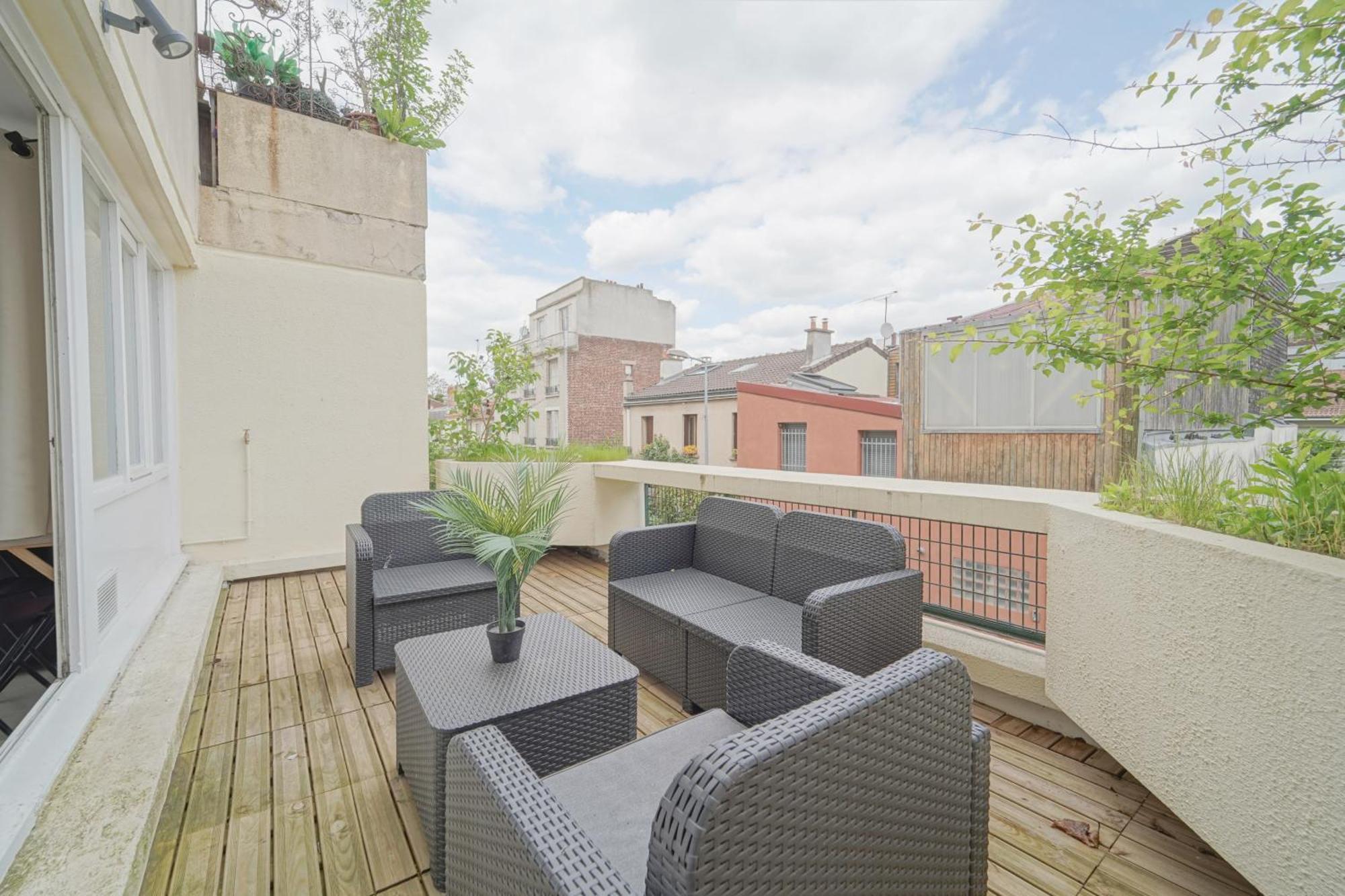شقة Complete 1Br With Balcony Only 5 Min. On Foot To Metro By Doorman سانت أويه المظهر الخارجي الصورة